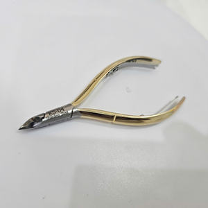 OEM ODM Pince à cuticules en acier inoxydable, outil professionnel de soin des ongles pour distributeurs et grossistes - Product Image 2
