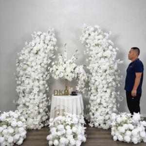 ดอกไม้โค้งสีขาวตกแต่งซุ้มดอกไม้สำหรับงานแต่งงาน - Product Image 5