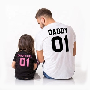 Hot padre e figlio abiti abbinati T-shirt abito T-shirt famiglia economica con camicia stampa numero camicia padre e figlia - Product Image 2