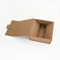 Boîte d'emballage express en papier kraft brun pliable avec logo personnalisable pour l'emballage de cadeaux, de vêtements et de chaussures