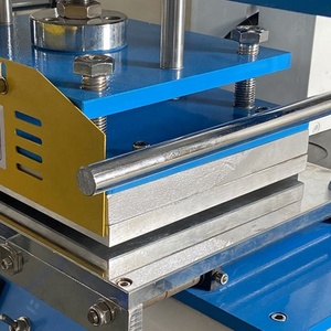 Machine automatique pneumatique à plateau tournant pour estampage à chaud et dorure - Product Image 2