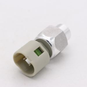 Nuovo 7700413763 7700435692 pressostato olio e servosterzo sensore di pressione per <span class=keywords><strong>Renault</strong></span> 1 anno di <span class=keywords><strong>garanzia</strong></span> - Product Image 2