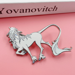 卸売高品質素敵な白い馬のピン金属工芸品カスタムシルバー文字ハードエナメルゴールドメッキプロモーションギフト - Product Image 2