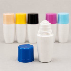 Botella de Plástico Vacía de 50 ml con Rodillo, Envase para <span class=keywords><strong>Desodorante</strong></span>, Botella con Rodillo para Aceites Esenciales con Bola Rodante y Tapa Exterior - Product Image 1