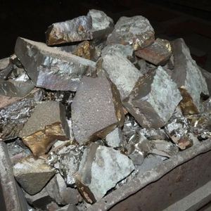 Ferromanganèse / Poudre d'alliage de ferromanganèse métallique industriel / Ferromanganèse FEMN 88% / Prix du ferromanganèse pour additif acier - Product Image 1