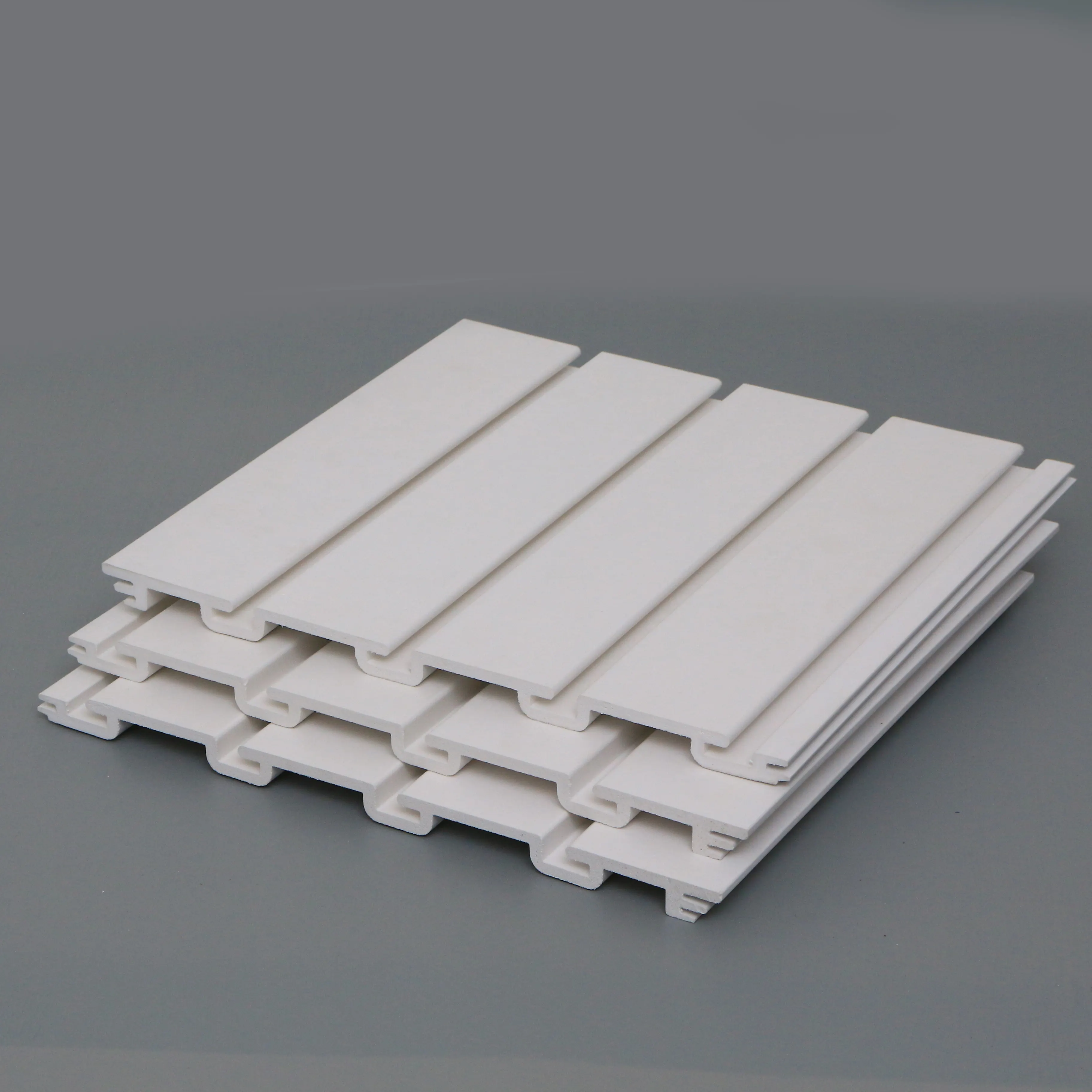Robuste PVC-Slatwall-Platte Weiß Grau Schwarz Farbe für Garagen wand anzeige Hochleistungs-Wand platte