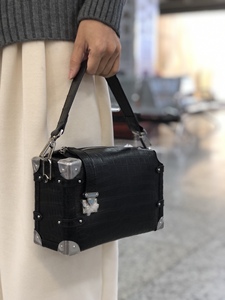 Black Crocodile Leather <b>Square</b> Handbag With Lock Closure Handles Classic Style Women's Daily Use Bag - Product Image 4