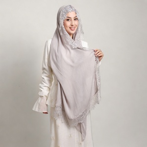 Ensemble Hijab et Sous-bonnet en Coton Modal avec Dentelle, <span class=keywords><strong>Écharpe</strong></span> Longue et Bonnet <span class=keywords><strong>Tube</strong></span> Élastique Assorti pour Femme – Respirant, Doux et Couleur Unie - Product Image 2