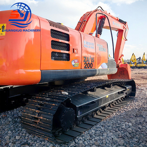 Excavatrice Hitachi ZX200 d'occasion, 20 tonnes, sur chenilles, avec bras long et godet robuste, idéale pour les travaux de terrassement profonds et les constructions lourdes - Product Image 2