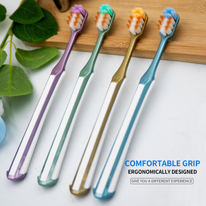 <span class=keywords><strong>Brosse</strong></span> à dents à tête large, design <span class=keywords><strong>fin</strong></span> pour adultes, doux pour les gencives, poils doux pour le nettoyage et le massage, poils <span class=keywords><strong>ultra</strong></span>-fins. - Product Image 5