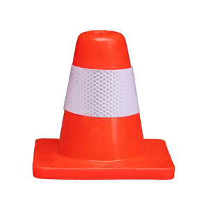 مخروط مرور صغير عالي الجودة بقطر 6 بوصات (150 ملم) من البلاستيك PVC المرن العاكس للضوء باللون البرتقالي، مناسب للتدريب على السلامة على الطرق بسعر المصنع - Product Image 1