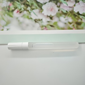 Stylo de nettoyage, stylo de nettoyage de vêtements portable, pas besoin de lavage, nettoyant de vêtements dégraissant efficace, sac de voyage, 1/2 pièces - Product Image 5