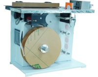 Machine d'étiquetage semi-automatique pour coins de boîtes, applicateur d'étiquettes de sécurité à angle droit pour cartons