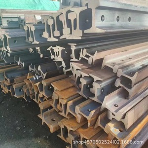 Rieles de ferrocarril ligero en stock (Estándar AiSi) Rieles para grúas Hebei Componentes de vías de tren Existencias en almacén de décenas de miles de toneladas - Product Image 2