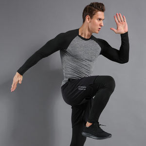 Camisa de manga larga para hombre con protección UV de rendimiento para entrenamientos de gimnasio con construido para resistencia - Product Image 1