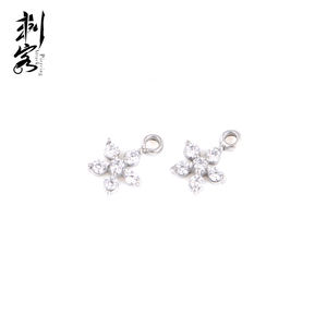 Acier inoxydable 316L avec pendentif fleur ronde en CZ - Product Image 2