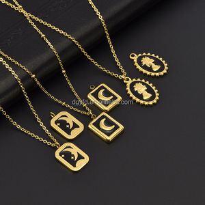 Fashion Jewelry Stainless Steel Enamel Pendant Necklace 18k Pvd Coated Waterproof Non-fading Moon Octagonal Star <strong>Queen</strong> Necklace - Product Image 3