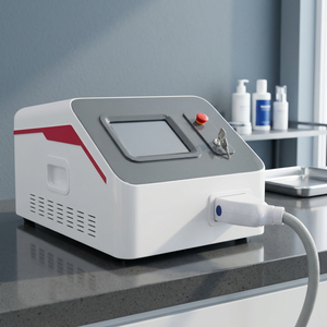 Machine de beauté au laser diode 808 nm 1000W, vente chaude du fabricant, appareil d'épilation, de soin de la peau et de rajeunissement - Product Image 1