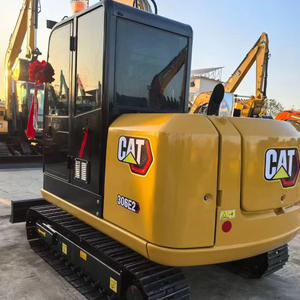 Mini-excavatrices sur chenilles Caterpillar 306 d'occasion, 6 tonnes, avec attache rapide, marteau hydraulique et accessoire de pouce, conformes CE EPA - Product Image 1