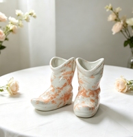 C&H Porte-bougies en céramique et porcelaine faits main, multicolores, en forme de chaussures, décorations fantaisie pour la maison, mariage, Noël