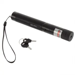 Poderosa luz LED laser com ponteiro de caneta e luz de foco de mira verde 303 com trava de segurança