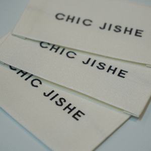 100% biologisch katoenen geweven <span class=keywords><strong>labels</strong></span>, milieuvriendelijke verzorgingslabels voor premium kledingmerken. Hoofdtraps: geweven <span class=keywords><strong>labels</strong></span>. - Product Image 4