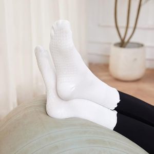 Custom Design <b>Women</b> Yoga Pilates Lace <b>Socks</b> High Quality Anti Slip Fuzzy <b>Compression</b> Cotton Ruffle Grip <b>Socks</b> With Logo - Product Image 6