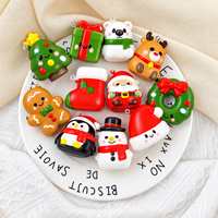 Lot de 12 jouets anti-stress en mousse PU souple de Noël, porte-clés à remontée lente, unisexe, vente en gros OEM/ODM Jiangsu