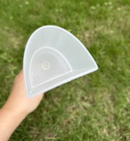 Poteaux modulaires en mousse en plastique de 17 pouces de hauteur pour plantes auto-arrosantes avec finition par injection empilables pour la maison et le jardin