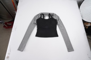 Conjunto de Dos Piezas de Moda para Mujer: Top Corto sin Mangas y Chaleco Colorblock, Atuendo Versátil y Favorecedor - Product Image 6
