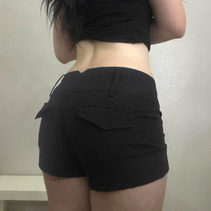 Shorts décontractés style urbain taille haute coupe ajustée avec large ceinture pour femme – Collection été - Product Image 5