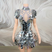 Robe de soirée courte à manches courtes en maille transparente et sequins, modèle évasé, pour la scène et la danse, services de conception de vêtements Novance Y3693-B