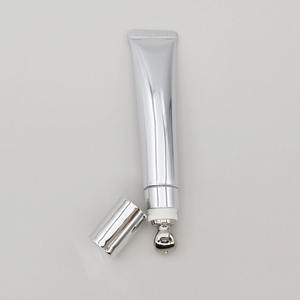 Tratamiento Labial con Péptidos en Envase Plateado, Bálsamo Labial Voluminizador con Menta, Logotipo Personalizado, MOQ Bajo, GZ RTS, Pedidos Mixtos al por Mayor, Envío en 3 Días - Product Image 3