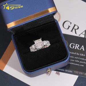 Envío Rápido desde Almacén en EE. UU., Anillo de Compromiso de Plata de Ley 925 Chapado en Oro Blanco con Moissanita de Corte Radiante de 5 Quilates que Pasa la Prueba del Diamante - Product Image 6