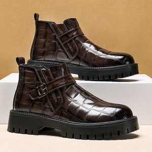 Bottes Martin pour hommes, bottines britanniques durables, mi-hautes, vintage, en cuir pour hommes - Product Image 6