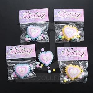 थोक रंगीन tpr kawai mochi squisy दिल खिलौने संवेदी निचोड़ें दिल क्रिसमस की शैली लड़कियों के लिए स्ट्रेची खिलौना - Product Image 5