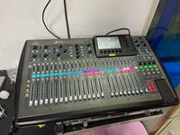 Console de mixage audio numérique Behringer X32 Compact 32 canaux reconditionnée avec écran tactile pour scène, DJ, concert, son live