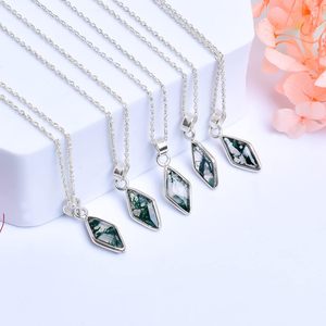 Collar con Colgante de Ágata Musgosa en Forma de Cometa, Plata de Ley 925, Engaste de Bisel, Solitario Geométrico, Joyería para Mujer, Uso Diario - Product Image 6