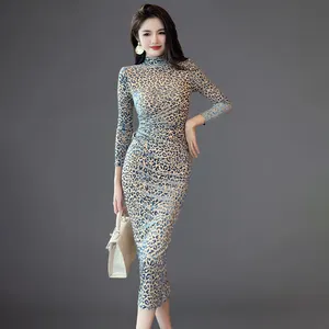 ZYHT 30579 Mulheres Leopardo Imprimir Mangas Compridas Elegante Midi Vestido Stand Collar Velvet Night Club Party Dress