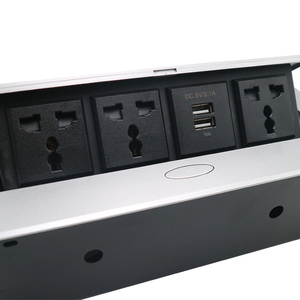 Presa da Tavolo Industriale per Ufficio 220V-240V con 3 Prese e 2 Porte USB A Integrate, Messa a Terra Standard per Uso Commerciale - Product Image 2