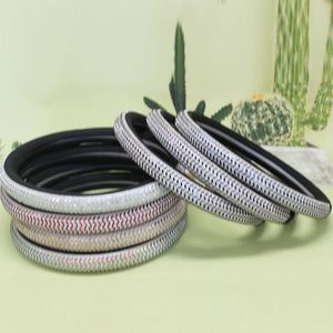 Juego de Volante de Cuero de Lujo para las Cuatro Estaciones con Diamantes de Imitación Brillantes, Nuevo Diseño de Moda para el Modelo Toyota - Product Image 4