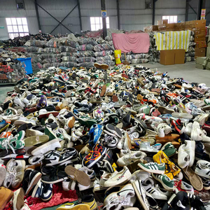 Fournisseurs en gros de magasins de vêtements d'occasion, chaussures décontractées pour hommes en vrac, chaussures de sport d'occasion - Product Image 3