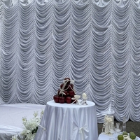 Rideaux de fond de scène ondulés et festonnés tendance pour la décoration de festivals en intérieur et en extérieur