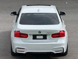 2018 BMW 3 Series 320Li Fashion Edition 4 puertas 5 pasajeros sedán mediano coche techo solar para exportación - Product Image 4