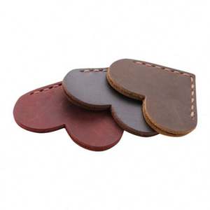 Marque-page en cuir en forme de cœur, marque-pages d'angle personnalisés pour la lecture, accessoires mignons pour livres - Product Image 5