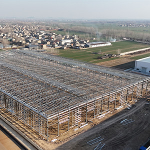 Magazzino Prefabbricato in Struttura d'Acciaio dal Design Moderno, Capannone a Grande Campata per Scuole, Hotel, Ospedali, Uffici, Garage e Depositi - Product Image 1