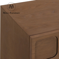 Meuble TV Rétro Moderne avec Portes Carrées Sculptées Encastrées, Meuble TV Bas en Bois pour Salon, Console Multimédia de Rangement