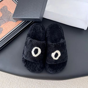 Chaussures à enfiler élégantes pour femmes de luxe, semelles épaisses offrant de la chaleur, chaussures de marche sur mesure pour le printemps - Product Image 1