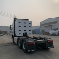 Truk Traktor Howo T7H 440hp CNG 6x4 Euro 5 Kamera Belakang Kapasitas Angkut 50t Setir Kiri Bekas Terbaik
