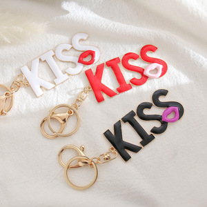 Populaire tridimensionnel baiser lèvre métal porte-clés petit cadeau émail lettres peinture huile pendentif à <span class=keywords><strong>la</strong></span> mode métal porte-clés - Product Image 1